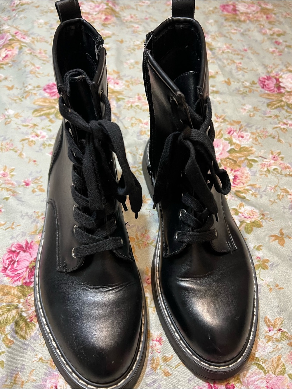 Steve Madden Black Lace-Up Women's Ankle I Boots